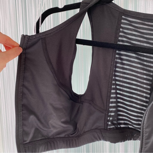 Black Sheer Activewear Zipper Sports Bra Top NWT Size M - Picture 12 of 17
